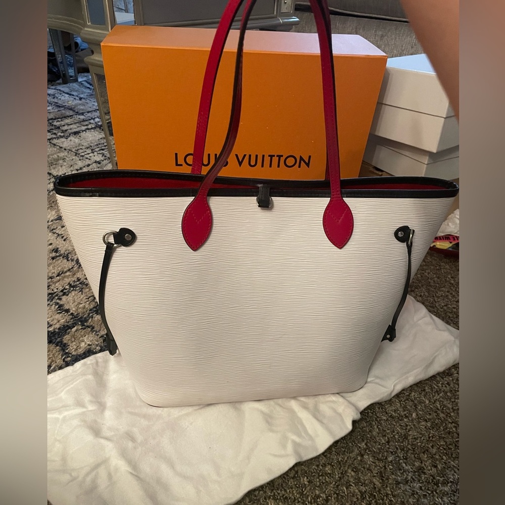 **NEVERFULL LOUIS VUITTON BAG***